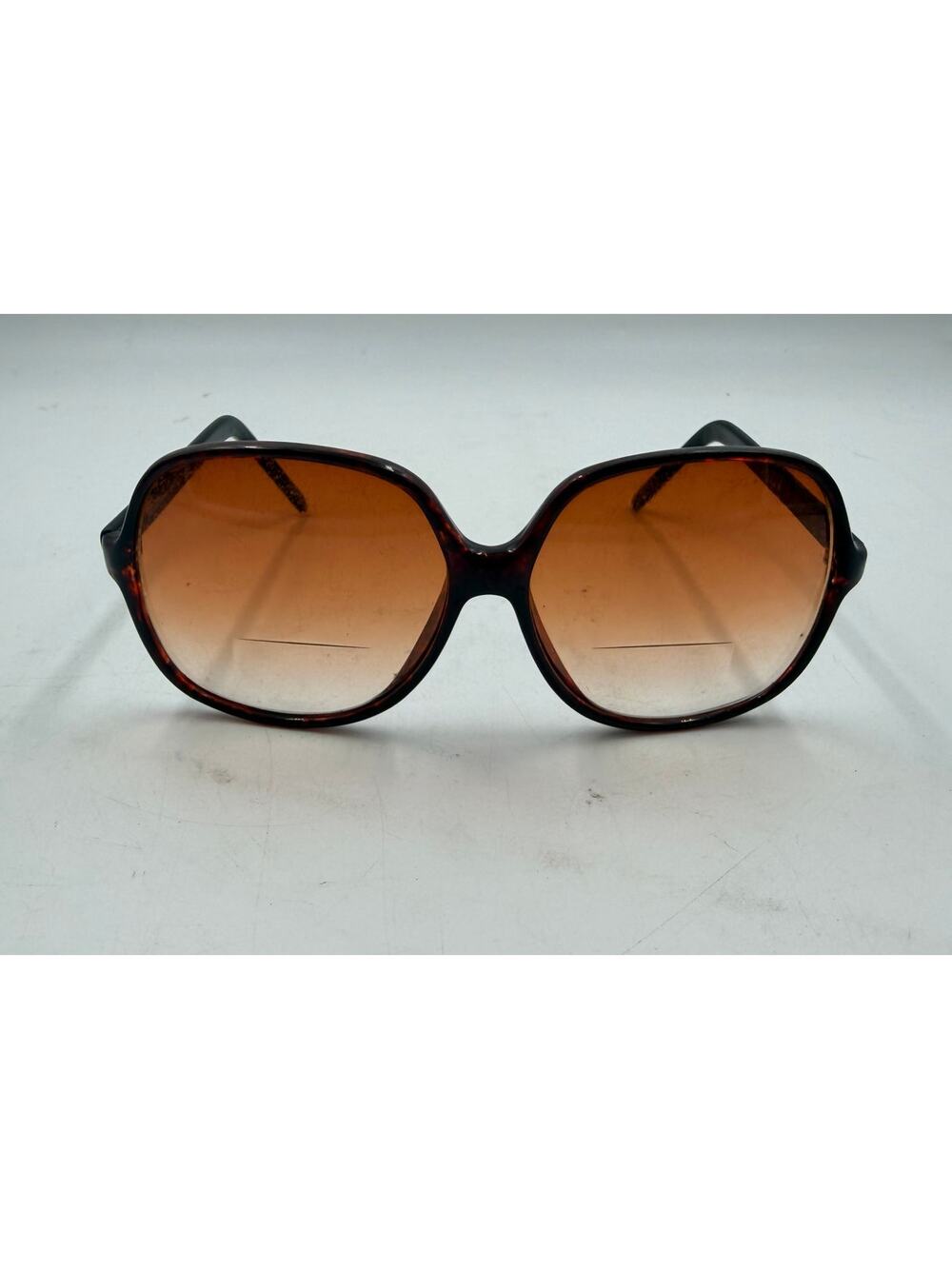 Vintage Liz Claiborne Sunglasses Jackie O Type Tortoise Tone +2.50 Readers